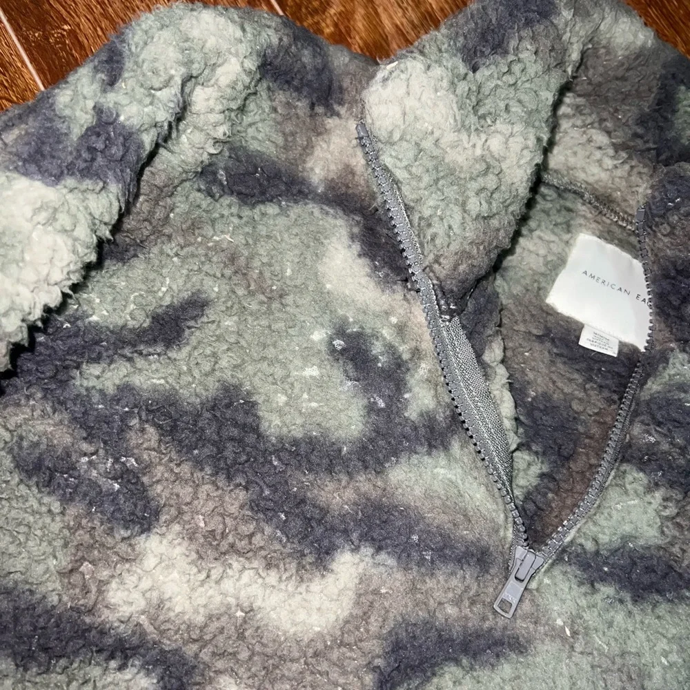 American Eagle size medium - Picture 4 of 6